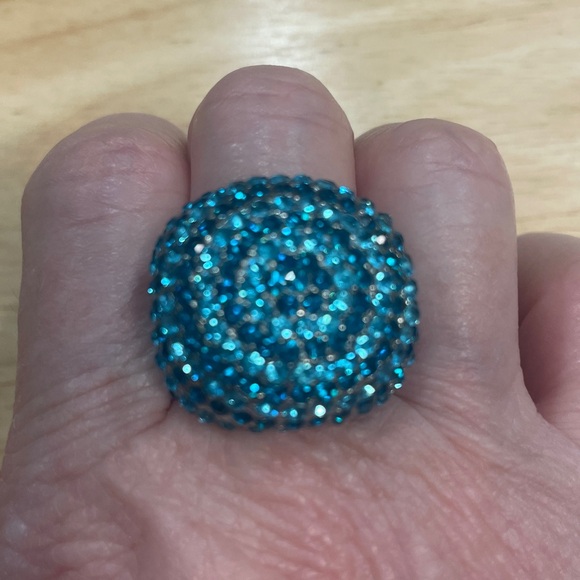Sparkling Blue Rhinestone Cocktail Ring - Picture 7 of 7